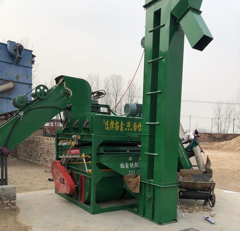 大三軸干濕兩用玉米脫粒機